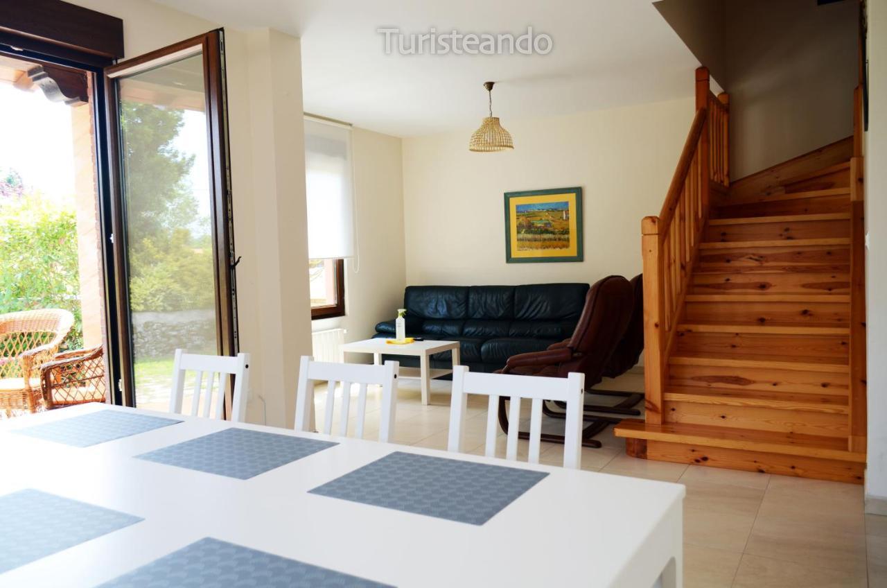 Chalet Tina Mayor: Amplio Jardin Y Tranquilidad Muy Cerca De La Playa Pesués Exterior photo