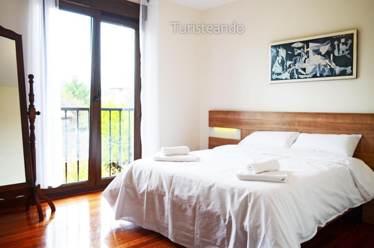 Chalet Tina Mayor: Amplio Jardin Y Tranquilidad Muy Cerca De La Playa Pesués Exterior photo