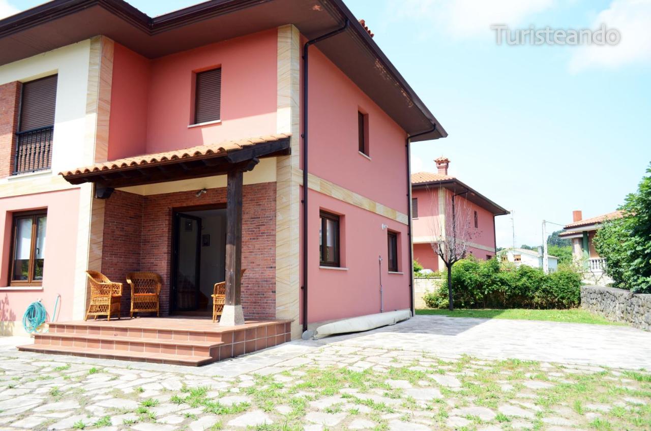 Chalet Tina Mayor: Amplio Jardin Y Tranquilidad Muy Cerca De La Playa Pesués Exterior photo